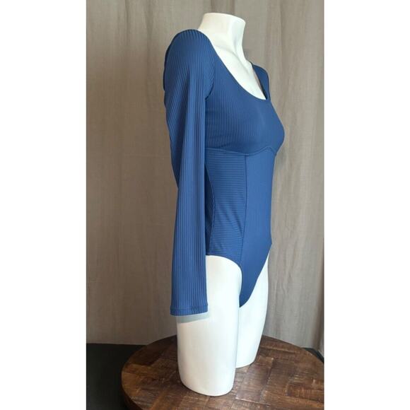 Celebrity Pink storm blue Bodycon Surf Suit L/S One Piece Size medium (7-9) - Picture 8 of 14